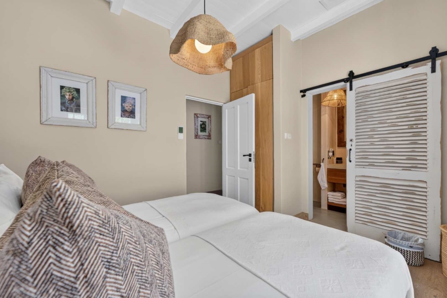 6 Bedroom Property for Sale in Camps Bay Western Cape
